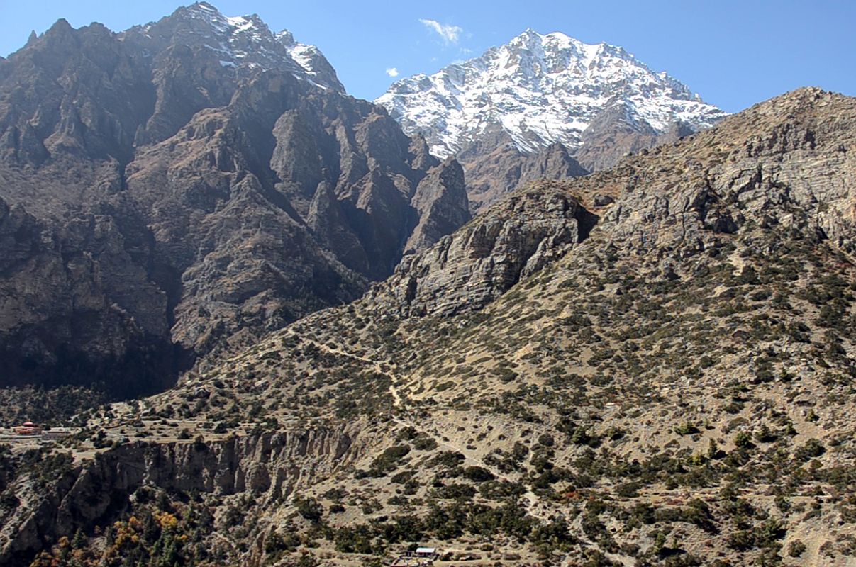 01 Trail To Nar Village With Pisang Peak 